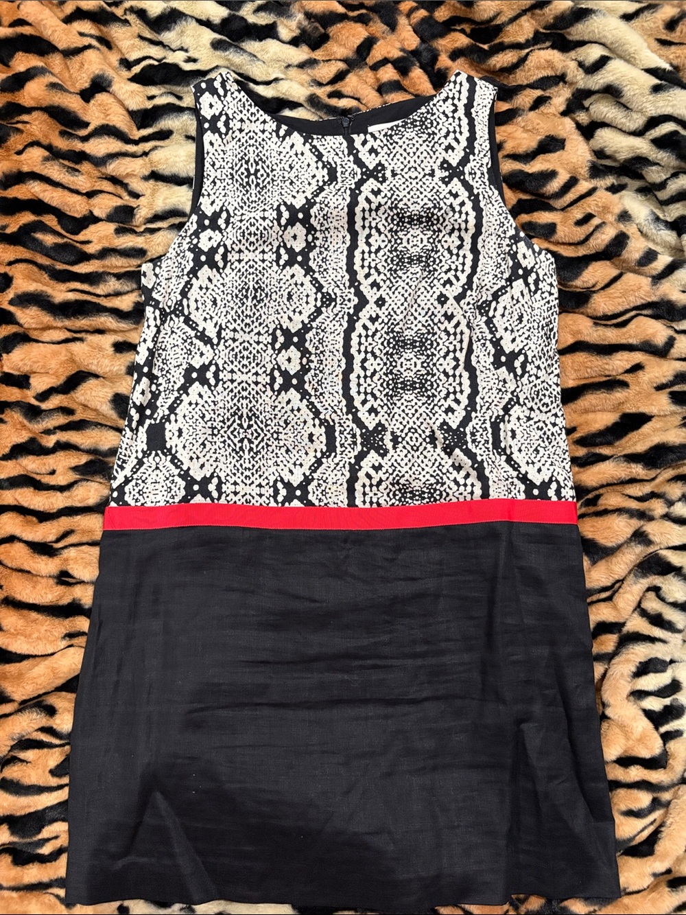 LOFT Black and Cream Patterned Sleeveless Dress size 10